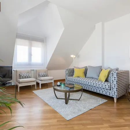 Boutique Con Terraza Y Vistas Al Mar. Porto Vilanova Apartment *