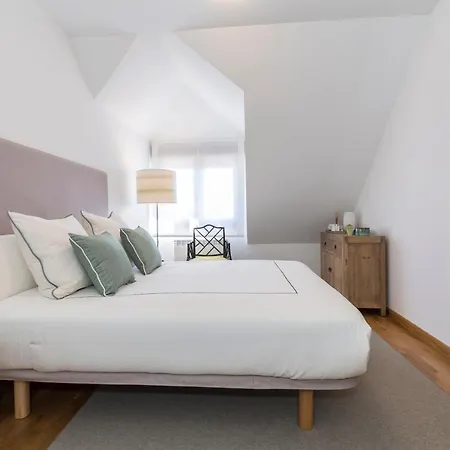 Boutique Con Terraza Y Vistas Al Mar. Porto Vilanova *