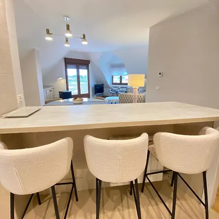 Boutique Con Terraza Y Vistas Al Mar. Porto Vilanova * Villanueva De Arosa